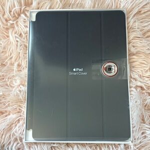 Apple iPad Smart Cover Compatible with 7th Gen iPad, Air & Pro Charcoal Gray NIB